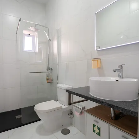 Central Cozy Stay 2 Ac Near Metro Porto Exterior photo
