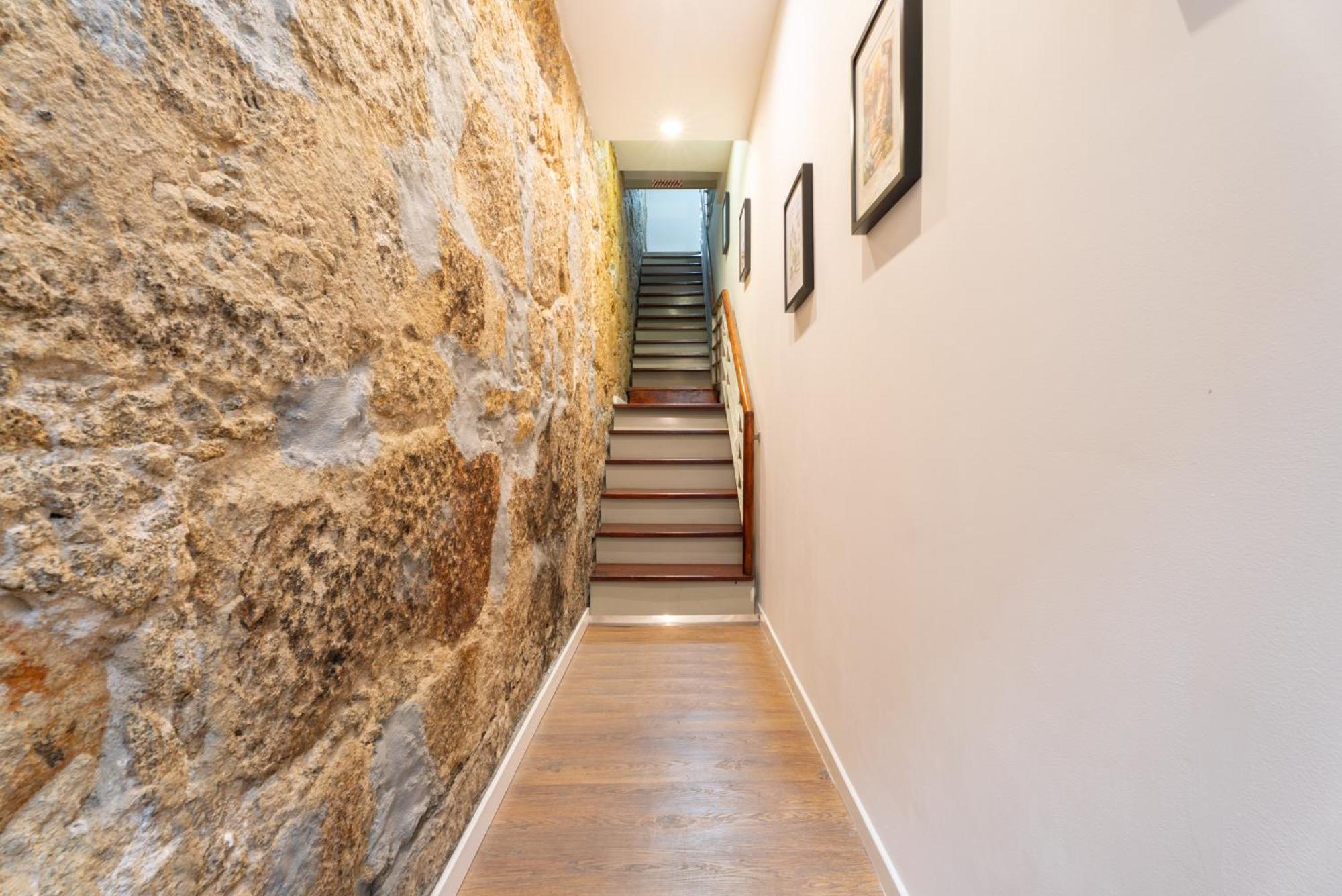 Cozy 2 Ac Near Metro * Porto